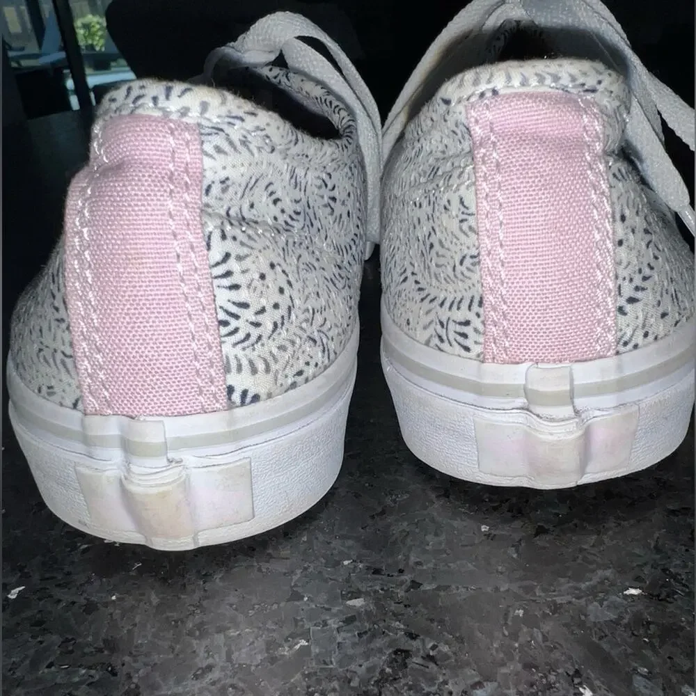 UEC VANS NAVY GREY WHITE & PINK PAISLEY PRINT LACE UP SNEAKERS SZ 8.5